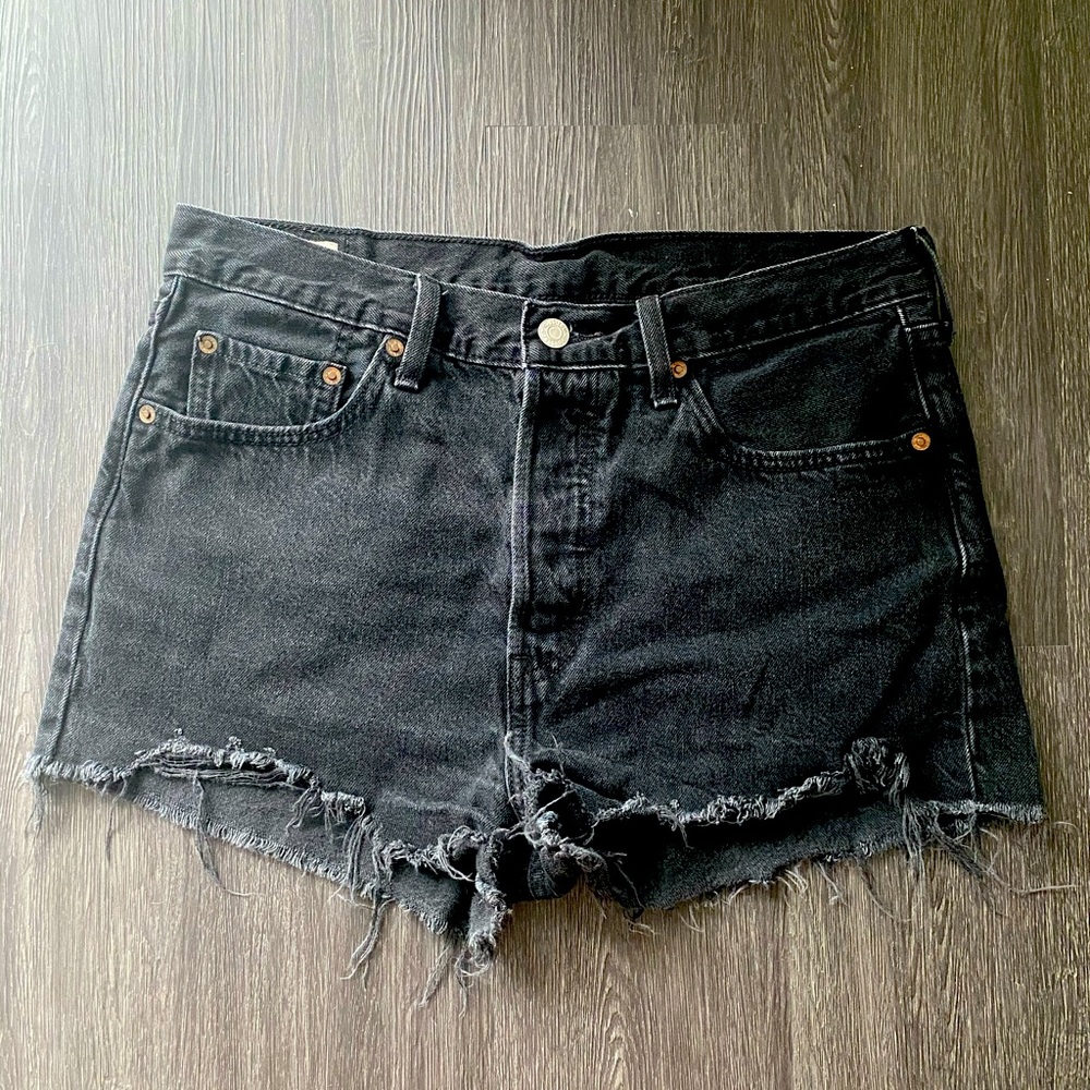 Levi Jean Shorts, Black, Size 29